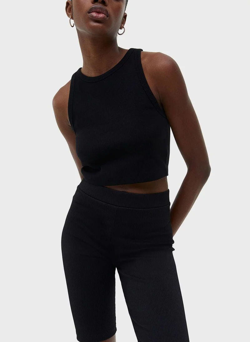 اتش اند ام شورت بخصر مرتفع